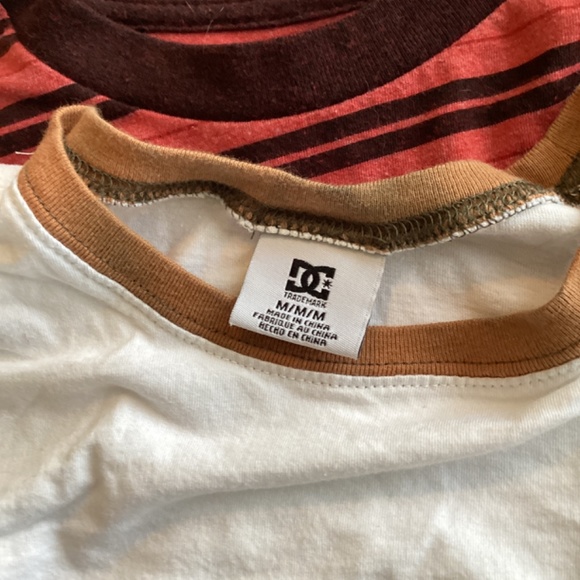 2-Boys M- DC t shirts - Picture 3 of 4